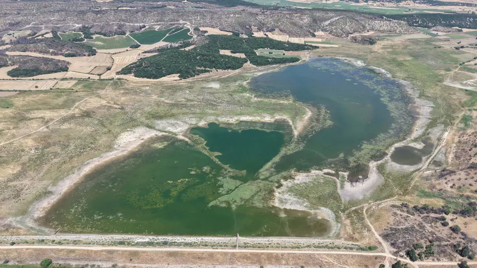 Uzunhızırlı Göleti
