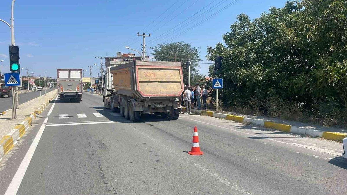 Tır Çarpması